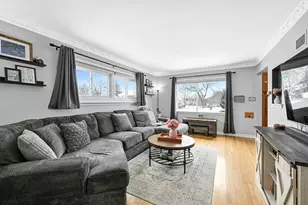 8202 W Center St, Milwaukee, WI 53222 - Photo 7