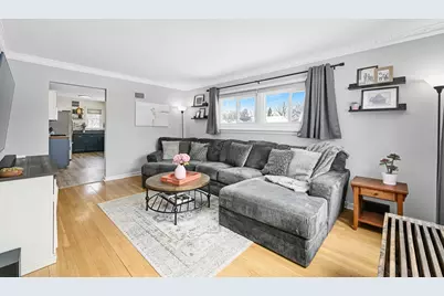 8202 W Center St, Milwaukee, WI 53222 - Photo 5