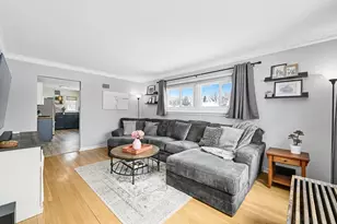 8202 W Center St, Milwaukee, WI 53222 - Photo 5