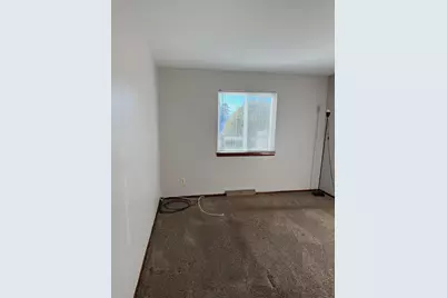 7721 N 60th St #104D, Milwaukee, WI 53223 - Photo 9