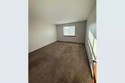 7721 N 60th St #104D, Milwaukee, WI 53223 - Photo 11