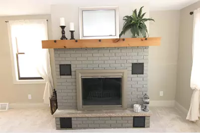 1303 S 9th St, Watertown, WI 53094 - Photo 5