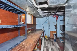 2348 S 84th St, West Allis, WI 53227 - Photo 17