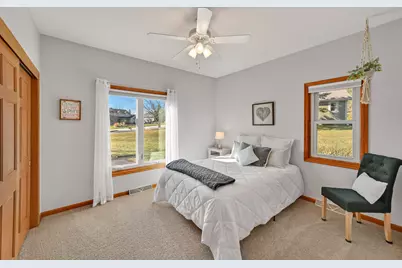 N21W26622  Cattail Ct, Pewaukee, WI 53072 - Photo 29