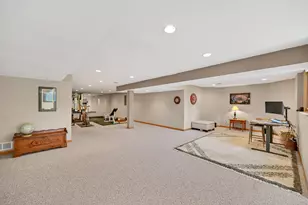 N21W26622 Cattail Ct, Pewaukee, WI 53072 - Photo 33