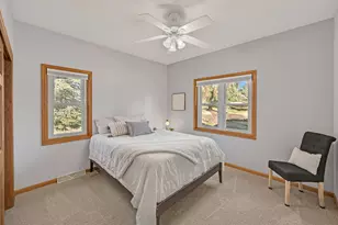 N21W26622 Cattail Ct, Pewaukee, WI 53072 - Photo 27