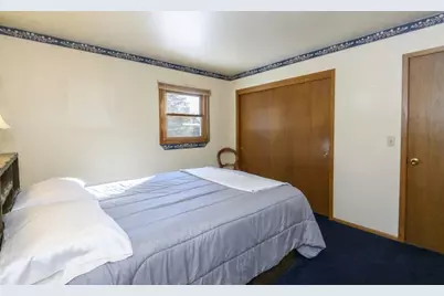 S58W25347  Crest Dr, Waukesha, WI 53189 - Photo 35