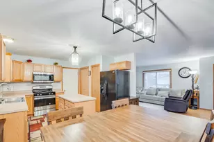 1607 Walter Ave, Racine, WI 53403 - Photo 15