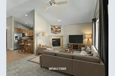 4017  Delta St, Manitowoc, WI 54220 - Photo 3