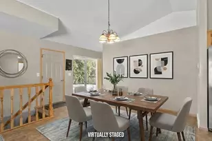 4017 Delta St, Manitowoc, WI 54220 - Photo 5