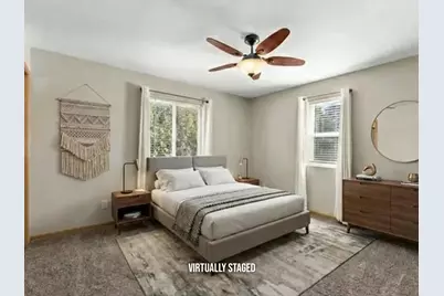 4017  Delta St, Manitowoc, WI 54220 - Photo 7