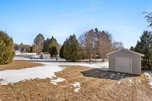 4017 Delta St, Manitowoc, WI 54220 - Photo 25