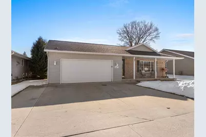 4017  Delta St, Manitowoc, WI 54220 - Photo 23