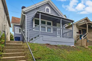 1017 E Pearson St, Milwaukee, WI 53202 - Photo 9