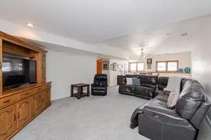 1420 Country Club Ln, Watertown, WI 53098 - Photo 51