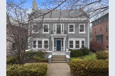 2237 N Lake Dr, Milwaukee, WI 53202 - Photo 1