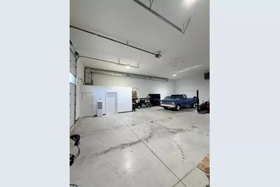 649 S Park St, Port Washington, WI 53074 - Photo 7