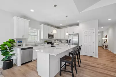 1730  Monte Vista Dr, Lake Geneva, WI 53147 - Photo 13