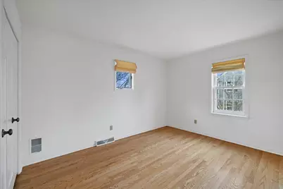 2650 W Sunnydale Ln, Mequon, WI 53092 - Photo 31