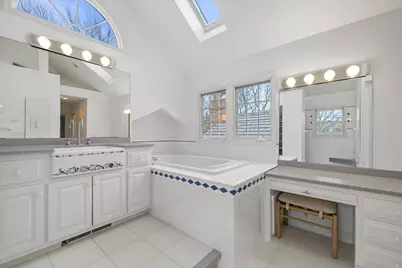 2650 W Sunnydale Ln, Mequon, WI 53092 - Photo 29