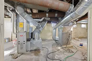 2400 N 56th St, Milwaukee, WI 53210 - Photo 41