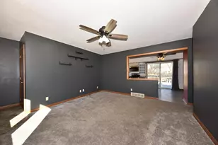 1329 N 11th Ave, West Bend, WI 53090 - Photo 5