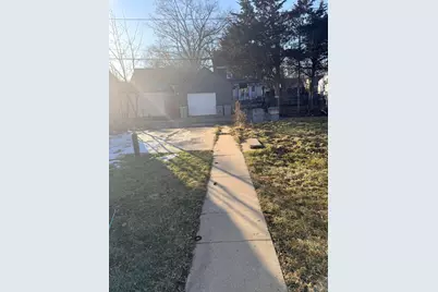 6025 N 35th St, Milwaukee, WI 53209 - Photo 3