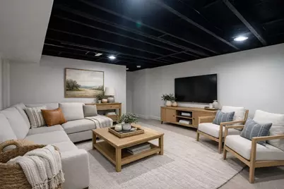 805 N Oakwood Ave, Oconomowoc, WI 53066 - Photo 45