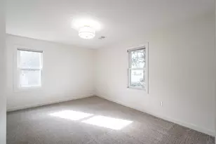 805 N Oakwood Ave, Oconomowoc, WI 53066 - Photo 35