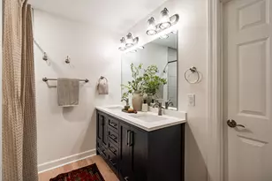 805 N Oakwood Ave, Oconomowoc, WI 53066 - Photo 33