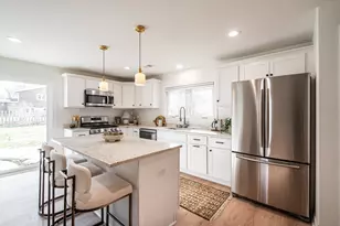 805 N Oakwood Ave, Oconomowoc, WI 53066 - Photo 21