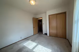 1337 N 9th St, Manitowoc, WI 54220 - Photo 11