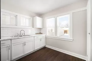 4631 N 37th St, Milwaukee, WI 53209 - Photo 7