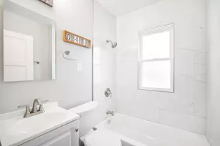 4631 N 37th St, Milwaukee, WI 53209 - Photo 11
