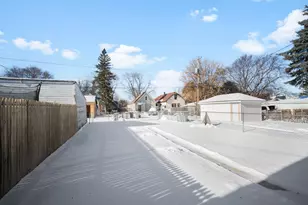 4631 N 37th St, Milwaukee, WI 53209 - Photo 15