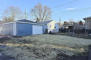 1246 S 49th St, West Milwaukee, WI 53214 - Photo 37