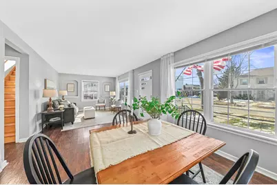 2722 N 74th St, Wauwatosa, WI 53210 - Photo 9