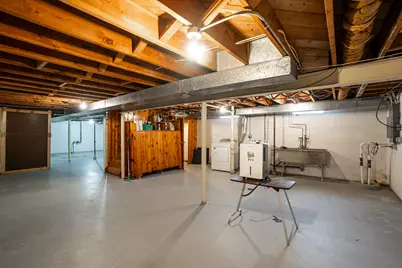 5869 S Trinthammer Ave, Cudahy, WI 53110 - Photo 29