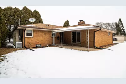 5869 S Trinthammer Ave, Cudahy, WI 53110 - Photo 33