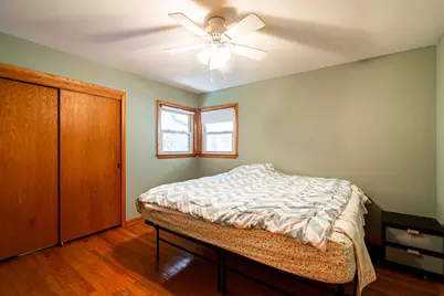 5869 S Trinthammer Ave, Cudahy, WI 53110 - Photo 15