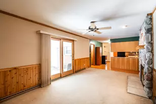 5869 S Trinthammer Ave, Cudahy, WI 53110 - Photo 9