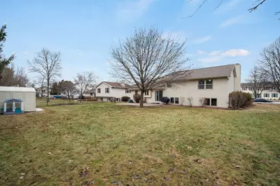 1677  Bernheim St, Oshkosh, WI 54904 - Photo 27