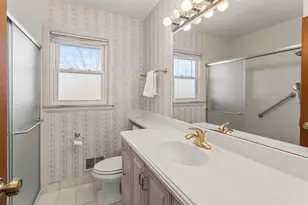 1638 Falls Rd, Grafton, WI 53024 - Photo 17