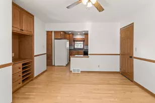 1638 Falls Rd, Grafton, WI 53024 - Photo 7