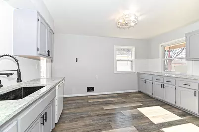 2530 S 64th St, Milwaukee, WI 53219 - Photo 9