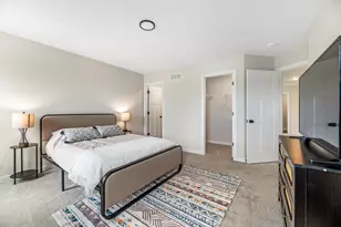 N101W16938 Tanglewood Dr, Germantown, WI 53022 - Photo 11