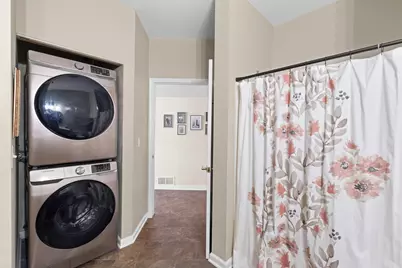 1300 N Prospect Ave #115, Milwaukee, WI 53202 - Photo 25