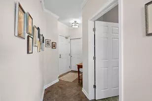 1300 N Prospect Ave, Milwaukee, WI 53202 - Photo 5