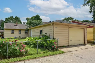 7800 W Palmetto Ave, Milwaukee, WI 53218 - Photo 25