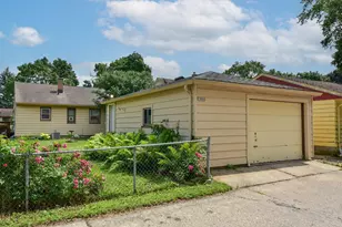 7800 W Palmetto Ave, Milwaukee, WI 53218 - Photo 25